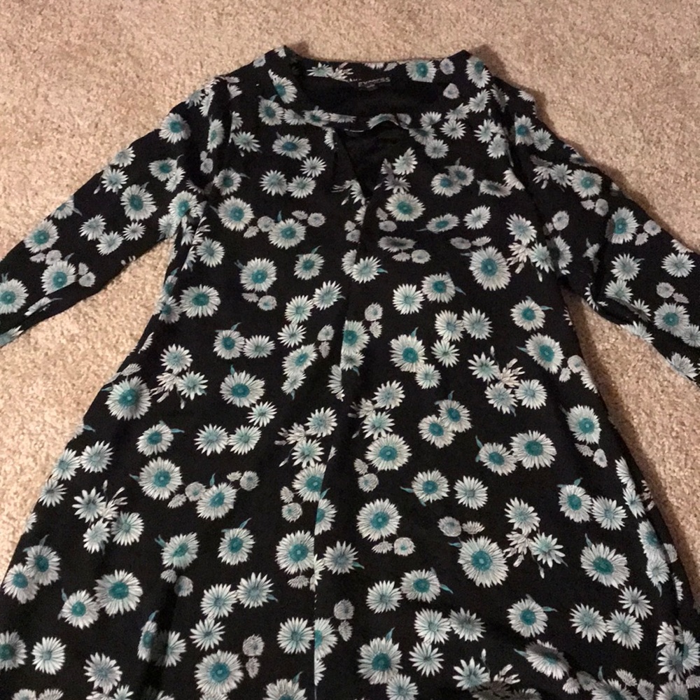 Black flower express dress